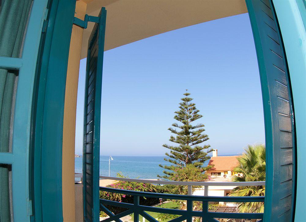 Petra Beach Hotel Herszonisszosz Kültér fotó